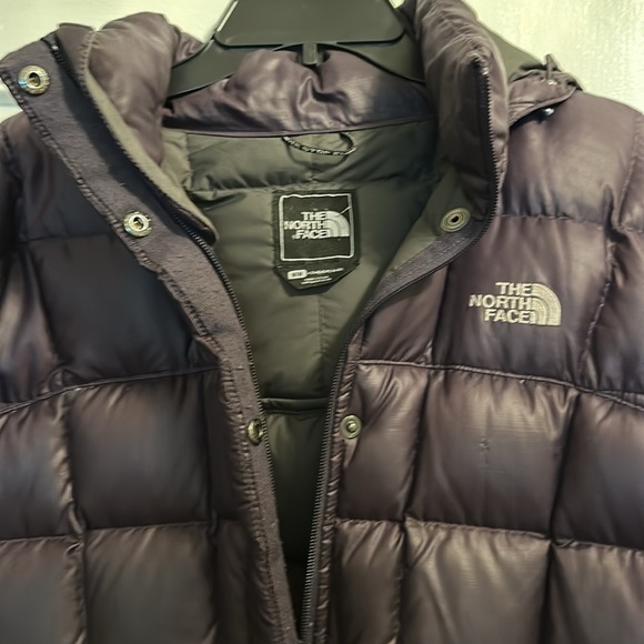 Northface down coat - Picture 3 of 4